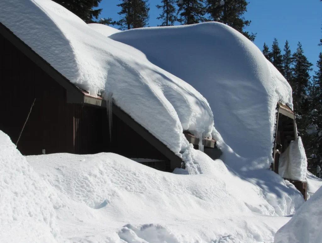 Effective commercial snow removal is crucial for maintaining the safety and accessibility of commercial properties in Glen Ellyn during the winter season