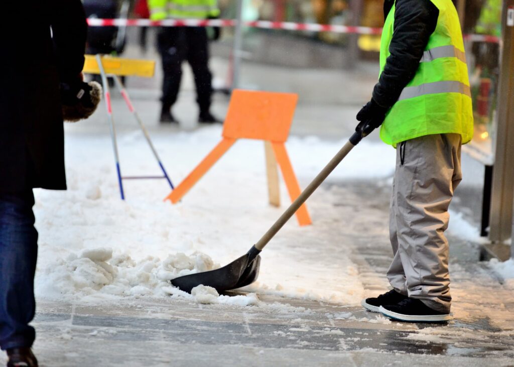 For smaller areas and walkways, snow shovels and snow blowers are used to manually remove snow.