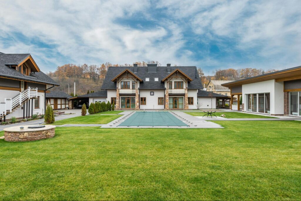 Best Lawn Grass for Autumn