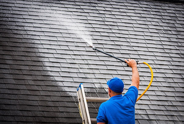 How Soft Wash Roof Cleaning Prevents Hidden Drainage Problems Around Your Home