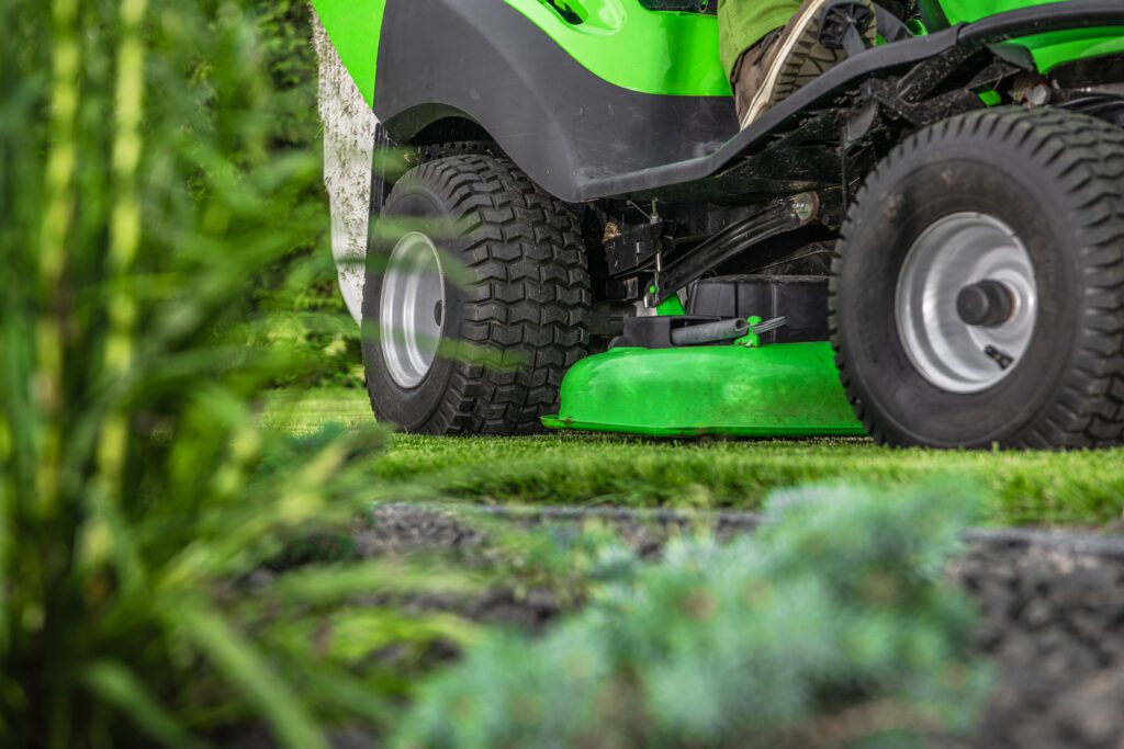 John Deere 100series. Backyard Grass Mowing Using Riding Garden Tractor